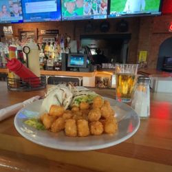 Pour House Bar and Grill