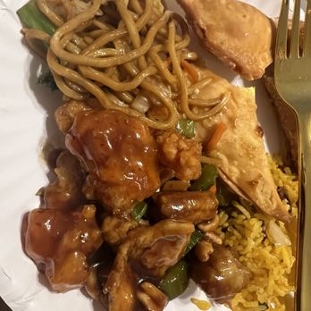 Asian Bistro Ramen Noodle - C26. Kung Po Chicken Combo Platter/Crab Rangoon's/32. Vegetable Lo Mein / - Ramen Near Me - Bristol, Connecticut Asian Bistro Ramen Noodle - C26. Kung Po Chicken Combo Platter/Crab Rangoon's/32. Vegetable Lo Mein / - Ramen Near Me - Bristol, Connecticut