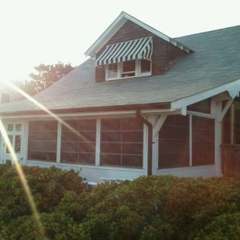 Tautog's Restaurant - Seafood Near Me - Virginia Beach, Virginia