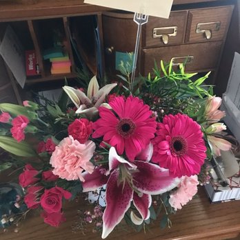 The Posy Shop - This is what my MIL received. Nothing at all like I ordered. This is just a hot pink mess. - Florists Near Me - Anderson, Indiana The Posy Shop - This is what my MIL received. Nothing at all like I ordered. This is just a hot pink mess. - Florists Near Me - Anderson, Indiana