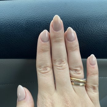 Designer Nails & Spa - My pointer finger nail is already peeling on the bottom corner close to the cuticle - Nail Salons Near Me - Langhorne, Pennsylvania