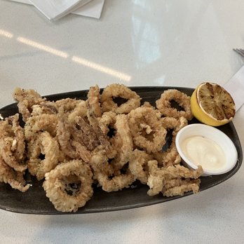 Canucks Bar & Grill YVR - Deep fried calamari - Pubs Near Me - Richmond, British Columbia Canucks Bar & Grill YVR - Deep fried calamari - Pubs Near Me - Richmond, British Columbia