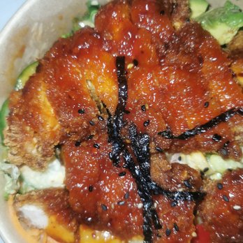 Le Poké Station - a close up of a bowl of food - Hawaiian Near Me - Montreal, Quebec Le Poké Station - a close up of a bowl of food - Hawaiian Near Me - Montreal, Quebec