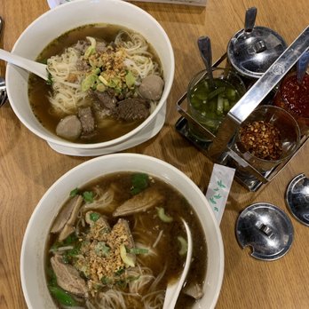 U-SA Thai Restaurant - Thai street food: beef noodle soup (top) and duck nood soup (bottom) - Thai Near Me - Fairfax, Virginia U-SA Thai Restaurant - Thai street food: beef noodle soup (top) and duck nood soup (bottom) - Thai Near Me - Fairfax, Virginia