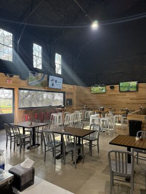 Charleston Taylor by null