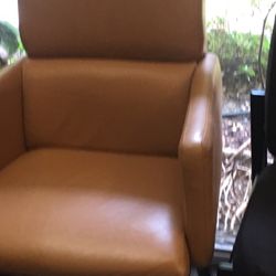 Novant Health Orthopedics - Mix match dirty chairs