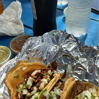 Las Trancas - Pastor and Barbacoa Tacos mmmm - Mexican Near Me - Austin, Texas Las Trancas - Pastor and Barbacoa Tacos mmmm - Mexican Near Me - Austin, Texas