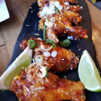 Ginger and Lemongrass - Their wings. Gaaahh. :9 - Vietnamese Near Me - Whitestone, New York