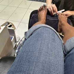 Pure Nails Spa
