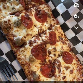 The Train Station - Union Station flatbread - Burgers Near Me - Alton, Iowa