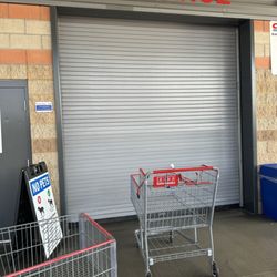 Costco Tire Center - The entrance. You still have to wait in this line to access the tire center. I was 2nd at 8:40am. People started showing up at 8:50/8:55am.