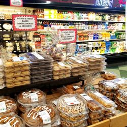 Giunta's Meat Farms - Great Cakes and Pastries different than what you're used to