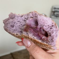 Ube cheeze pandesal