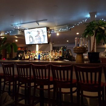 75 Main - Bar - New American Near Me - Southampton, New York