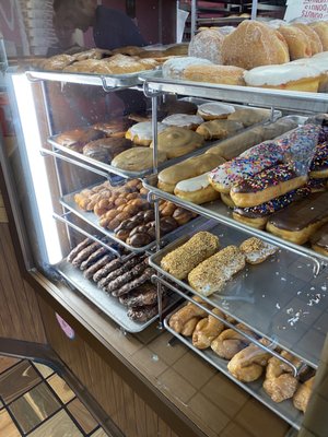 Puffy Cream Donuts Plus by null