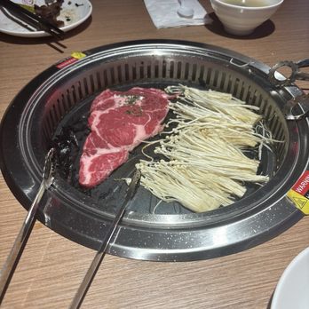 Back Street Bbq & Sushi - Barbeque Near Me - Hanover Park, Illinois