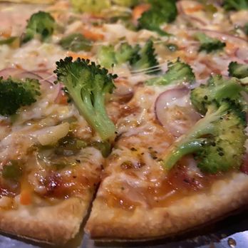 Nonno's - DIY with broccoli, onion, and giardiniera - Pizza Near Me - Houston, Texas