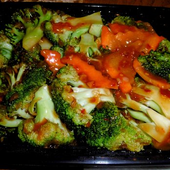Golden Great Wall - Broccoli and garlic dish - Chinese Near Me - Maple Glen, Pennsylvania