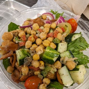 Bombay Eats - Samosa salad bowl with mild sauce - Indian Near Me - Chicago, Illinois