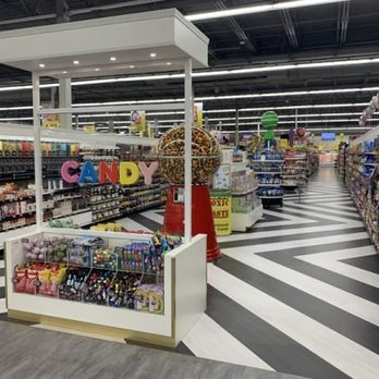 Hy-Vee - Grocery Near Me - Janesville, Wisconsin