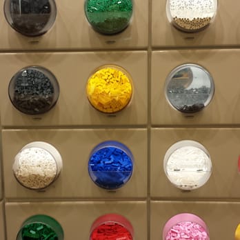 Lego Store - Pick & Build Legos - Toy Stores Near Me - Lynnwood, Washington