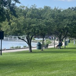 Elm Park - Path and picnic areas