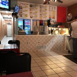 Pan De Vida Taqueria Mexicana - General seating area. Small but clean.