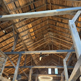 Puddledock Gathering Post - Vaulted beauty - Venues & Event Spaces Near Me - Corinth, Maine Puddledock Gathering Post - Vaulted beauty - Venues & Event Spaces Near Me - Corinth, Maine