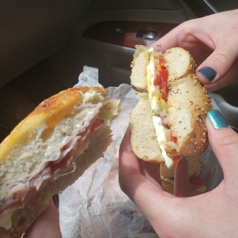 Bruegger's Bagels - Bagels Near Me - New Haven, Connecticut
