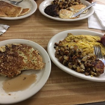 Penguin Cafe - Breakfast & Brunch Near Me - Laguna Beach, California