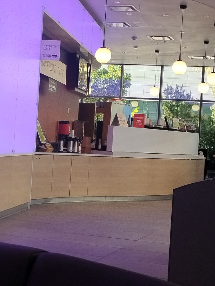 Bayfront Cafe @ UCSF Logo