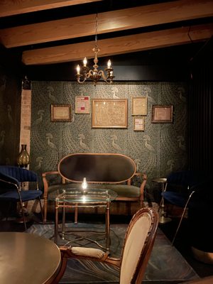 Apothecary by null