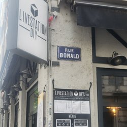 Livestation DIY - Conveniently located!