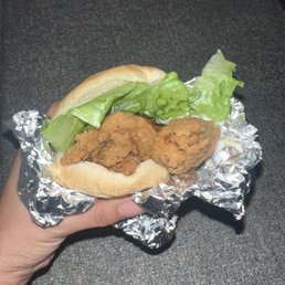 Chicken tender sandwich Chicken tender sandwich