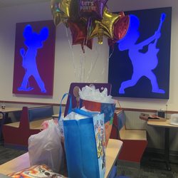 Chuck E. Cheese