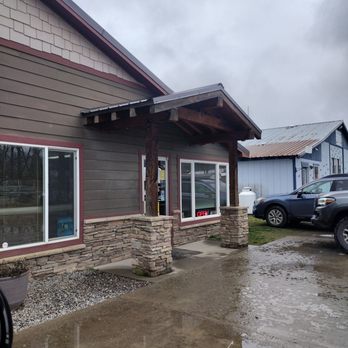 Benewah Veterinary Clinic - Front entrance - Pet Stores Near Me - Saint Maries, Idaho Benewah Veterinary Clinic - Front entrance - Pet Stores Near Me - Saint Maries, Idaho