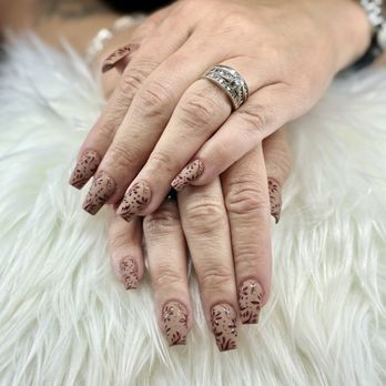 Elsa' Nail Spa & Lashes - Nail Salons Near Me - Bakersfield, California Elsa' Nail Spa & Lashes - Nail Salons Near Me - Bakersfield, California