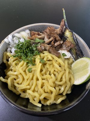 Ramen Del Barrio by null