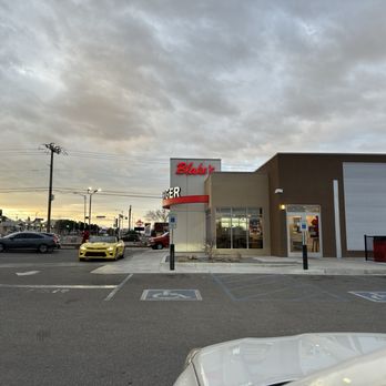 Blake's Lotaburger - Burgers Near Me - Albuquerque, New Mexico