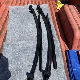 Repainted leaf springs