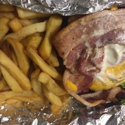 Bacon Cheeseburger & fries