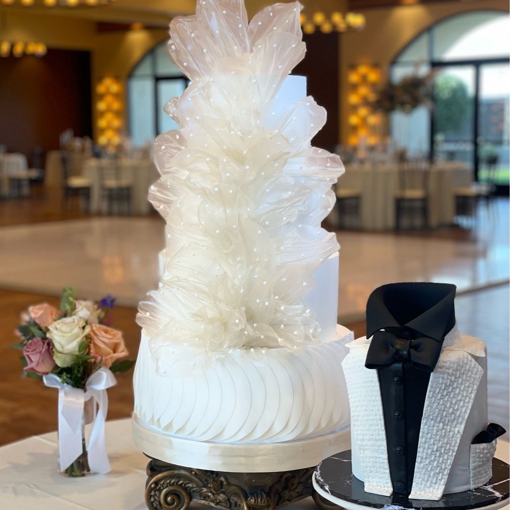 Ruby Hill Winery - Bride& Groom - Wineries Near Me - Pleasanton, California