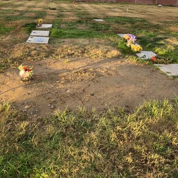 Union Cemetery - Everywhere is dry and barren looking and we have a mound of mud - Funeral Services & Cemeteries Near Me - Brentwood, California Union Cemetery - Everywhere is dry and barren looking and we have a mound of mud - Funeral Services & Cemeteries Near Me - Brentwood, California