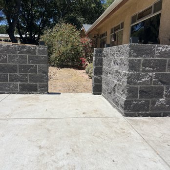 Scenic Route Landscaping - CMU split face wall - Landscaping Near Me - Santa Maria, California Scenic Route Landscaping - CMU split face wall - Landscaping Near Me - Santa Maria, California