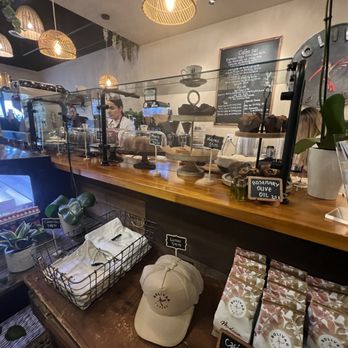 Bolivar Coffee - Inside - Coffee & Tea Near Me - Smyrna, Georgia