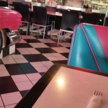 Frisco's Carhops - The checkered floor tiles - American Near Me - Whittier, California Frisco's Carhops - The checkered floor tiles - American Near Me - Whittier, California