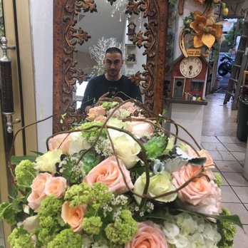 Little Bee Flowers - Beautiful !!! - Florists Near Me - Glendale, California Little Bee Flowers - Beautiful !!! - Florists Near Me - Glendale, California