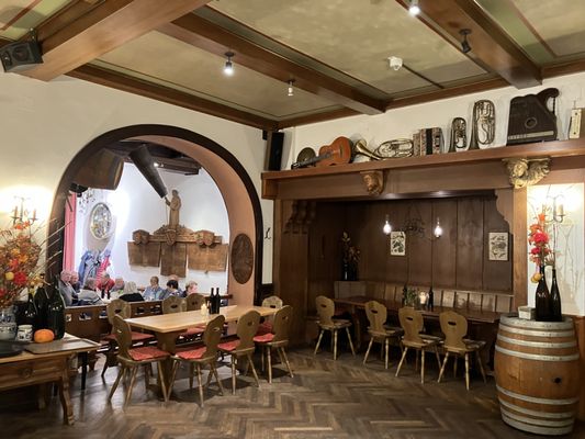 Breuer’s Rudesheim Castle Hotel by null