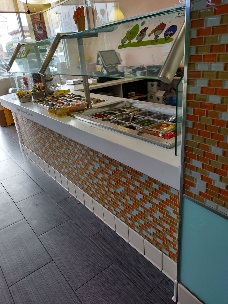 TUTTI FRUTTI FROZEN YOGURT Updated September 2024 47 Photos & 34
