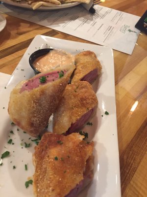 Pog Mahone's Pub & Grill by null